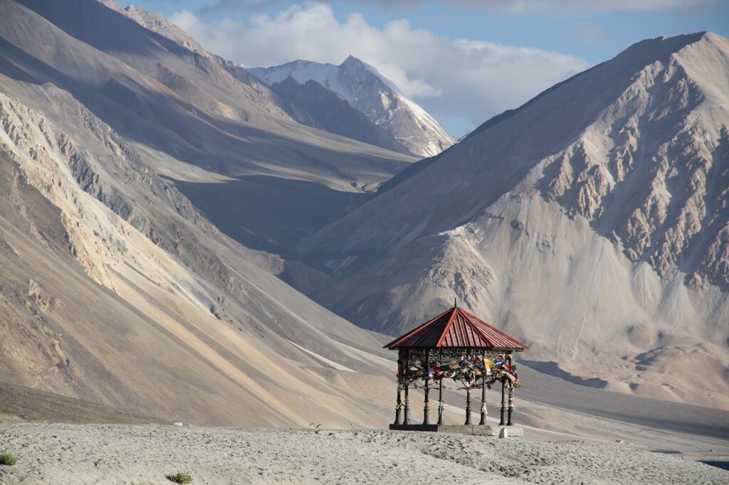 LADAKH TOUR