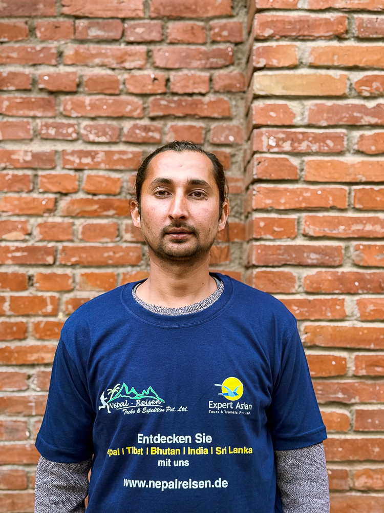 Achut Adhikari